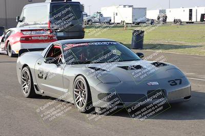 media/Jan-18-2026-CalClub SCCA (Sun) [[8bc6468723]]/Around the Pits/